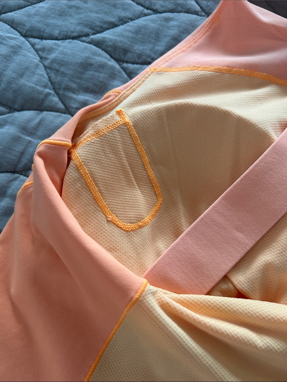 Lululemon Pale Orange Workout Top - Picture 4 of 7